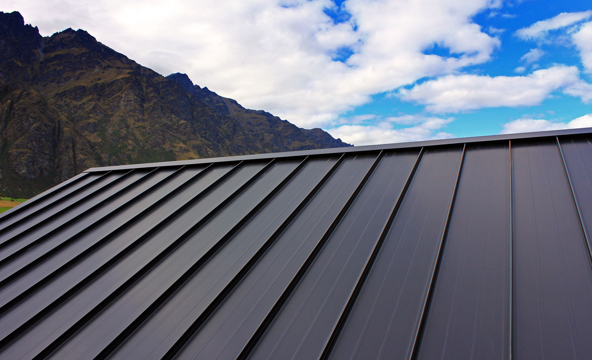 Hiland Tray Roofing Walling | Stratco NZ